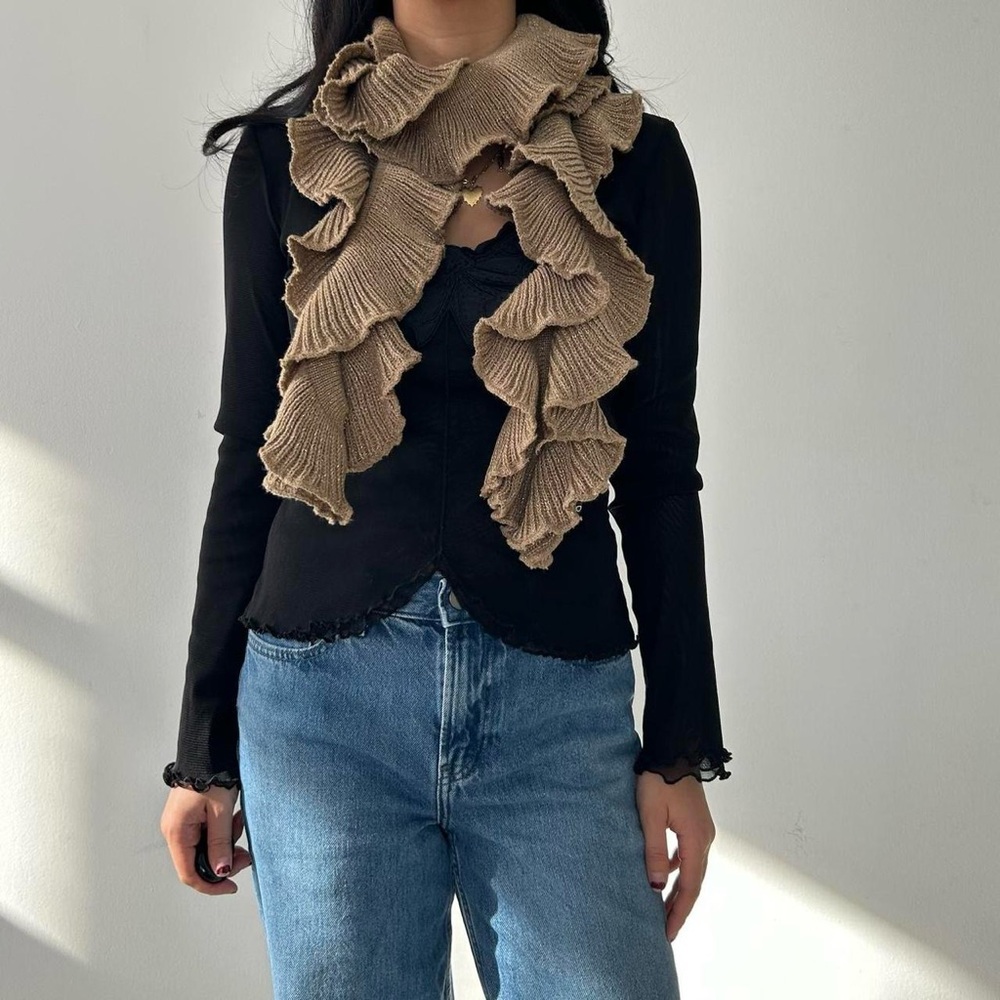 Gold Knit Ruffle Scarf - Picture 4 of 4